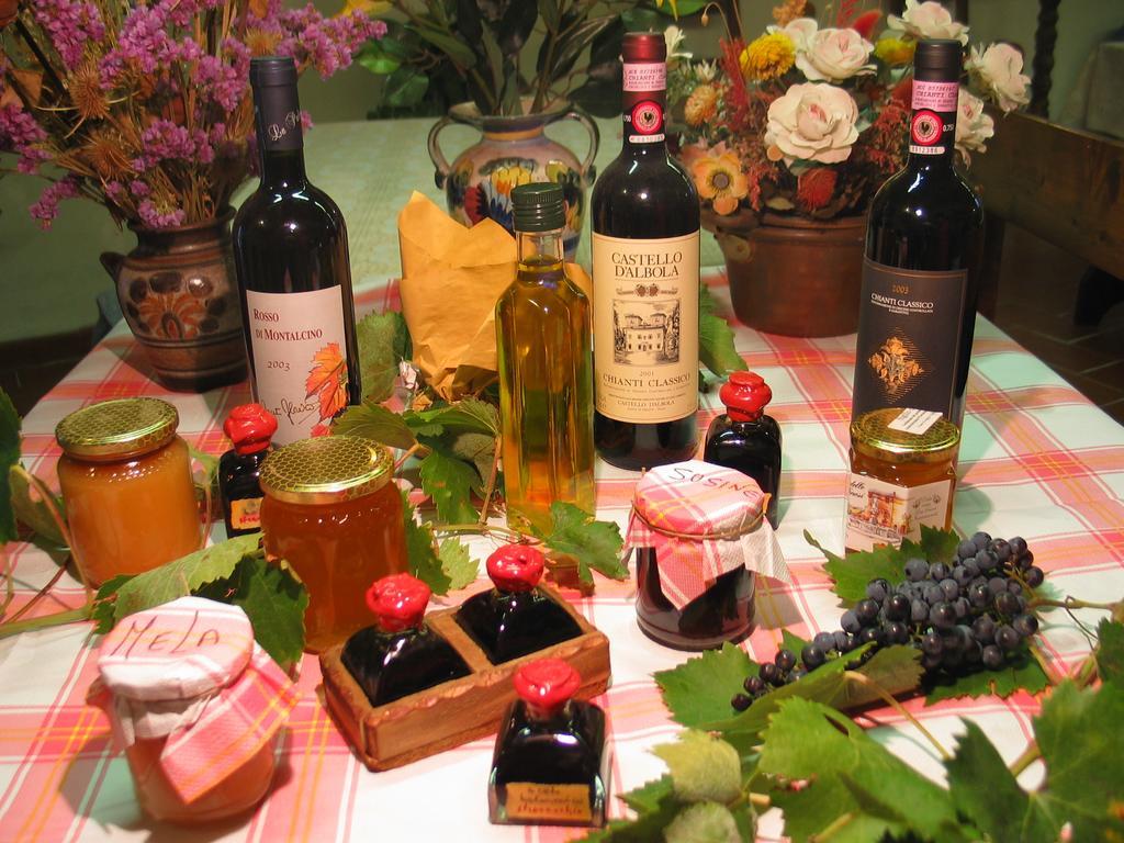 B&B Le Logge Di Sopra 아시아노 외부 사진